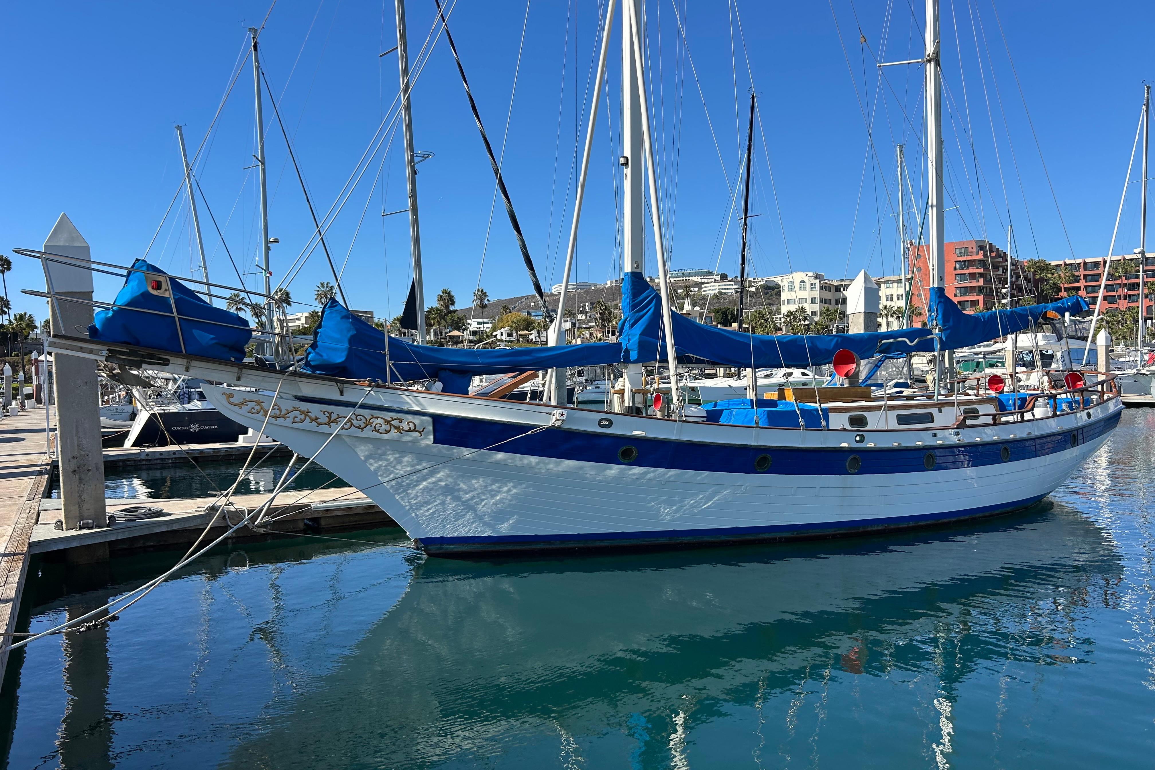 1975 William Garden Porpoise
