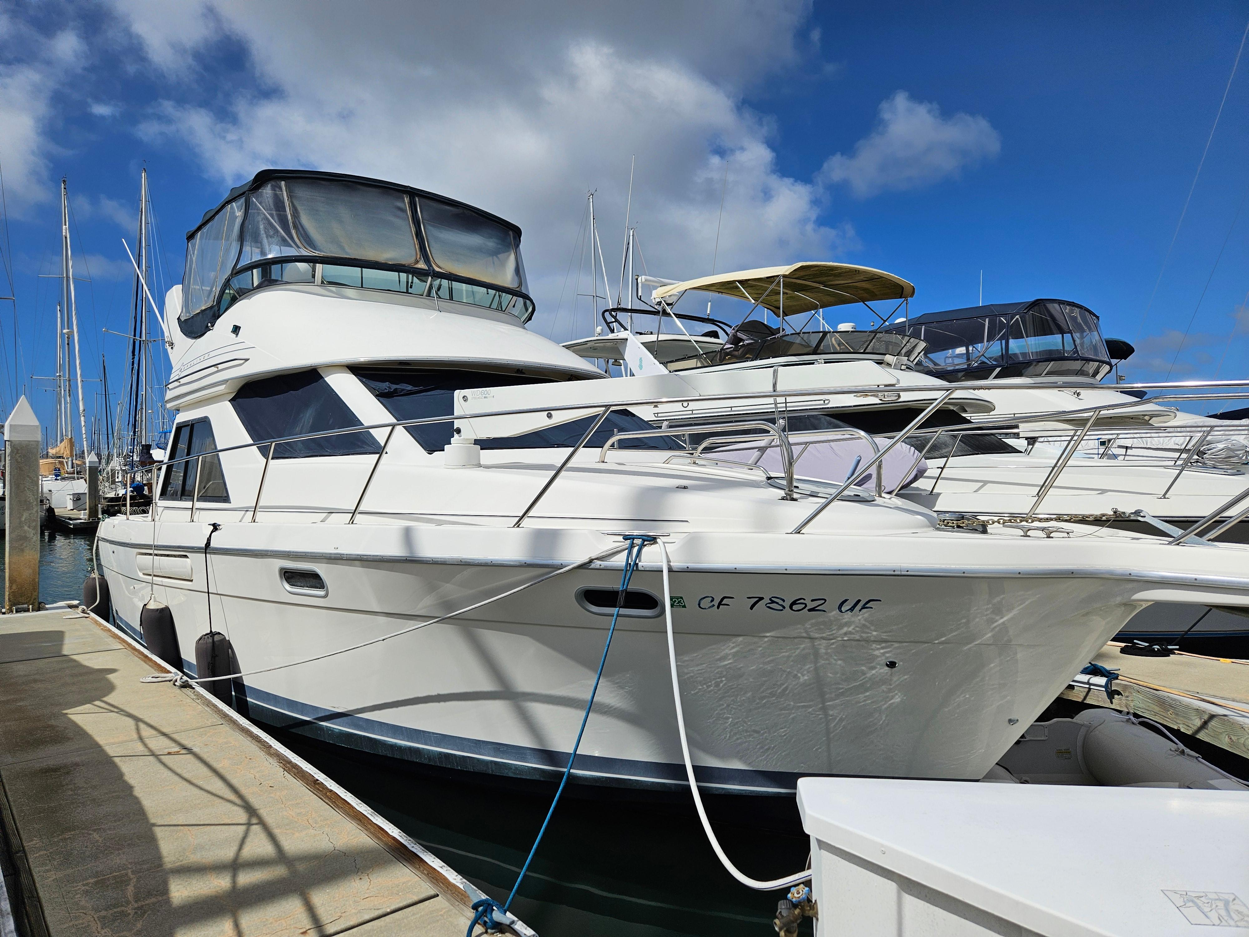 1997 Bayliner 3788 Command Bridge Motoryacht main photo