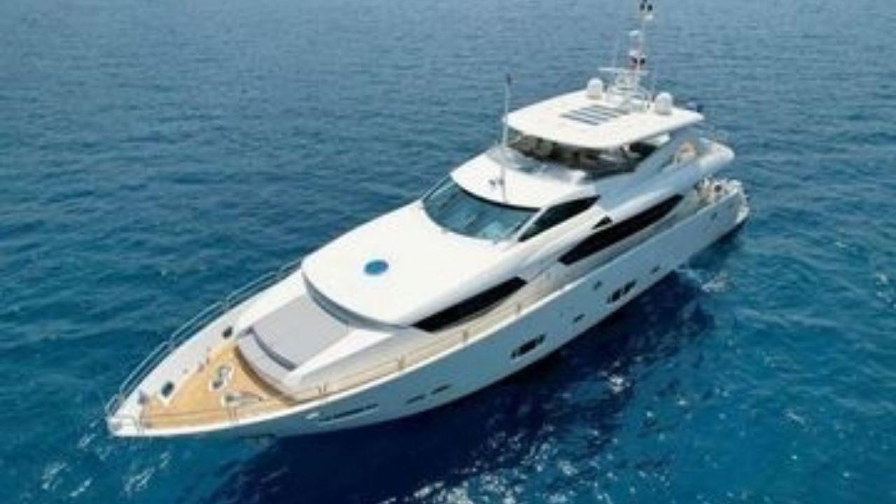 2010 30 Metre Yacht main photo