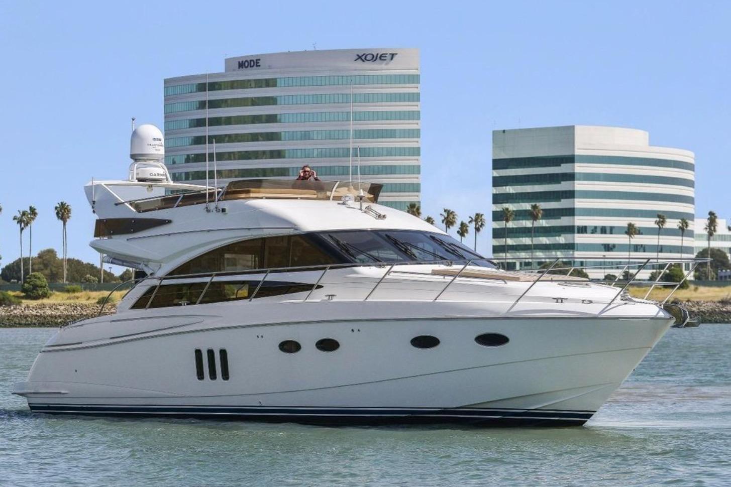 2007 Viking Princess 54 Flybridge