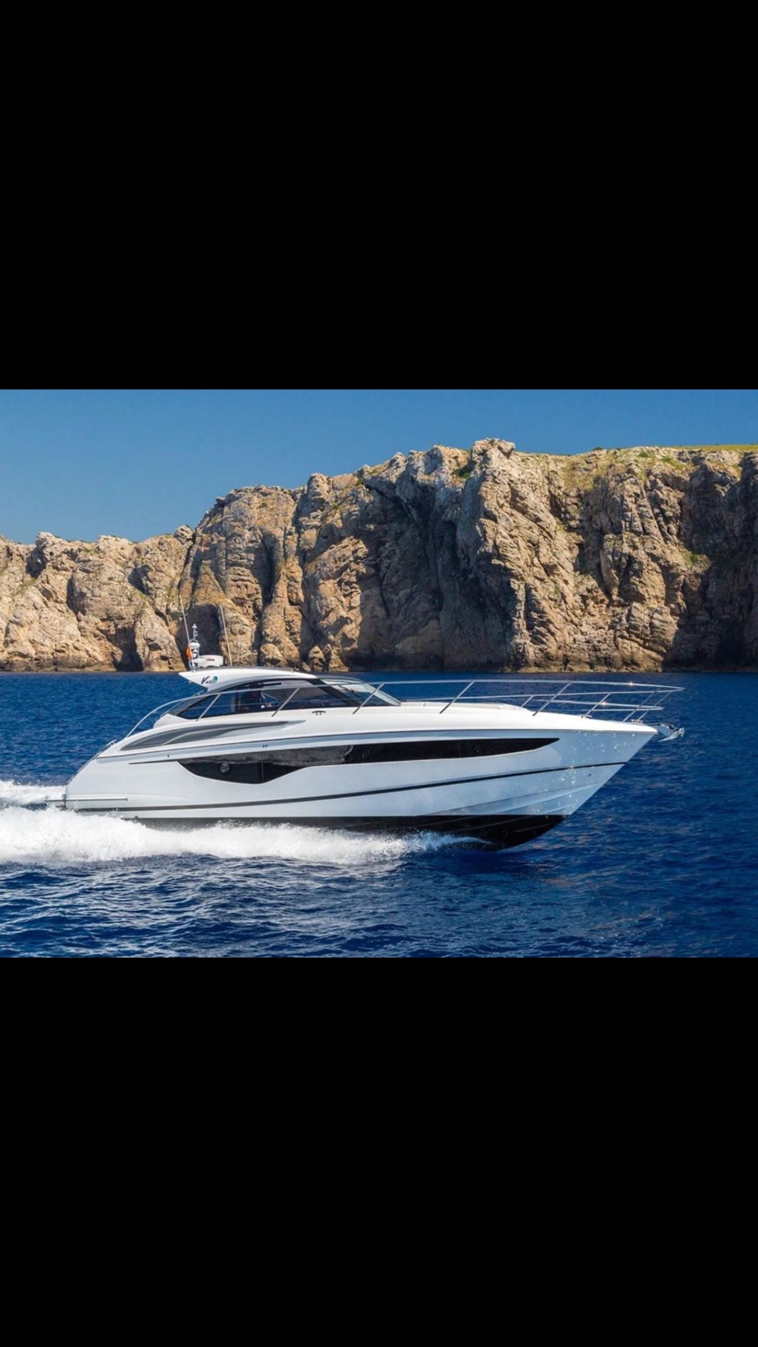 Princess V40 main photo