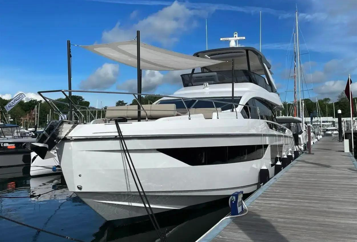 Azimut Yacht Fly 68 main photo
