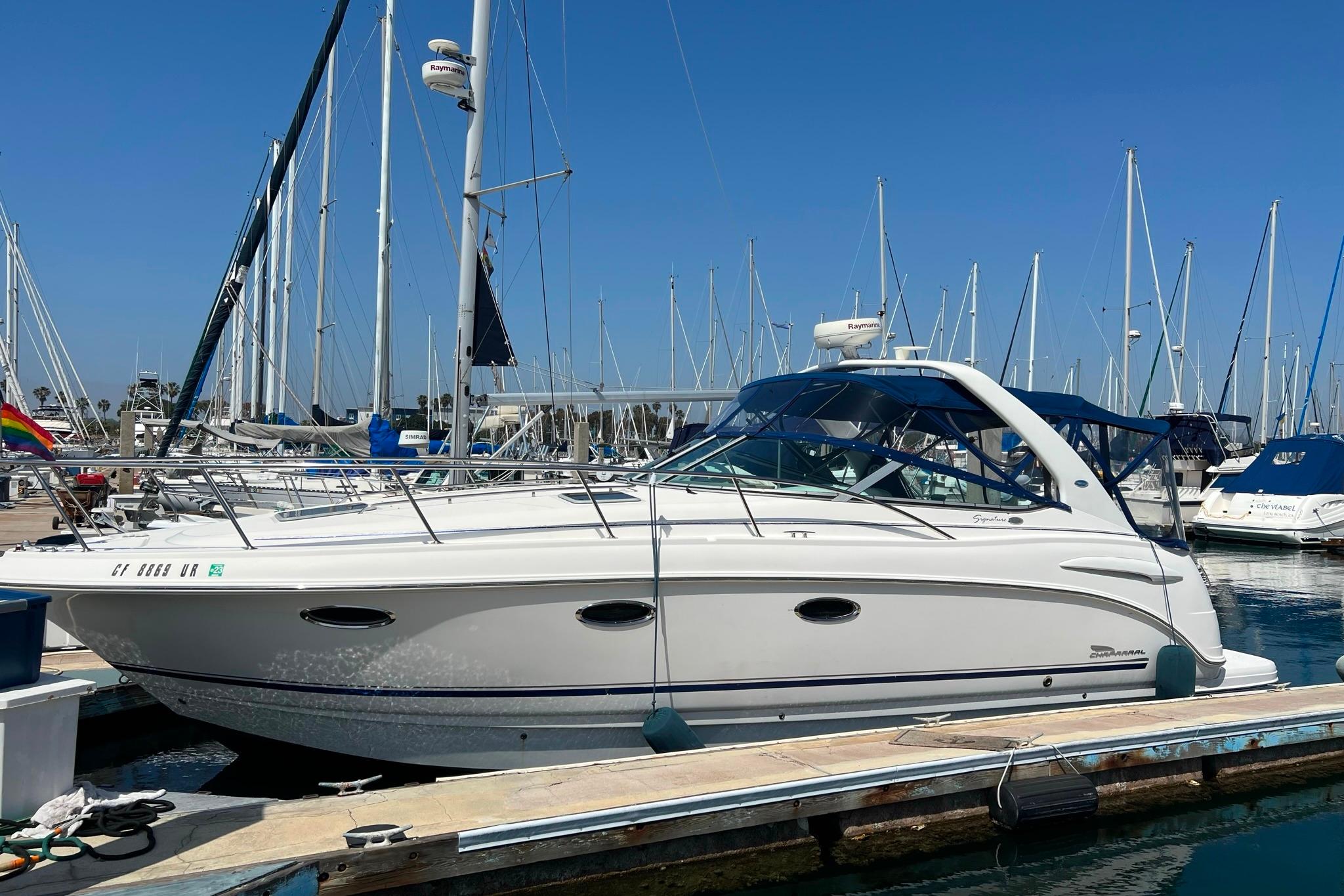 2003 Chaparral Signature 320 main photo