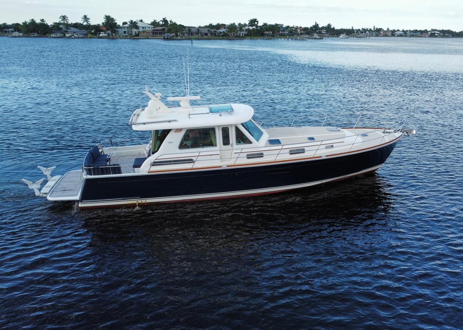 2013 Sabre 48 Salon Express main photo