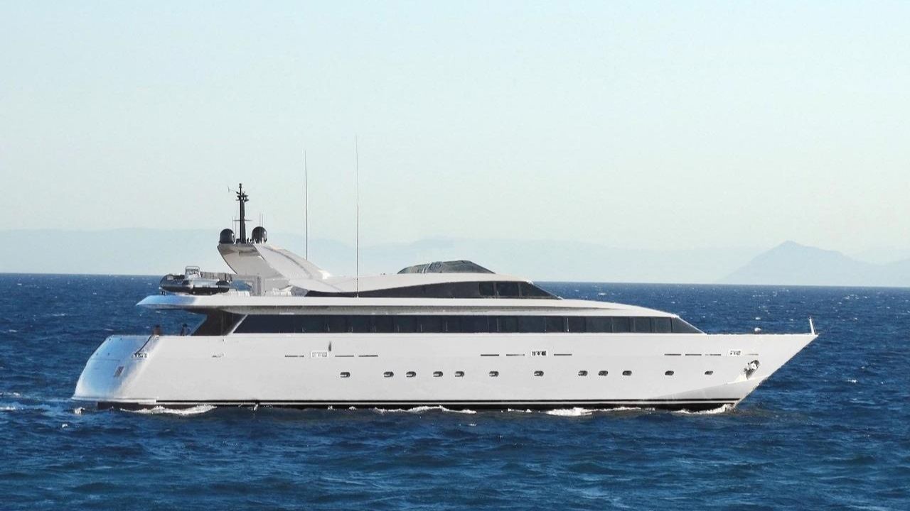 Custom 35M main photo