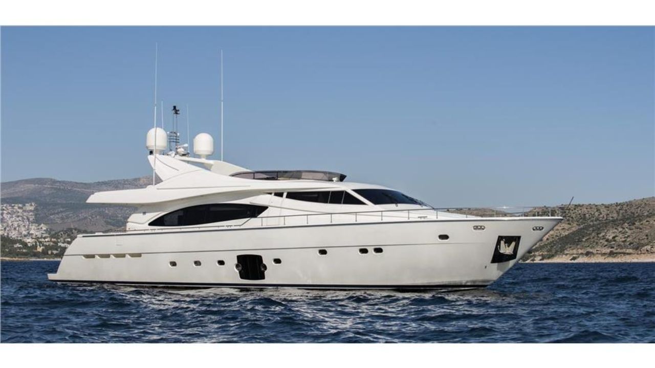 Ferretti 881 main photo